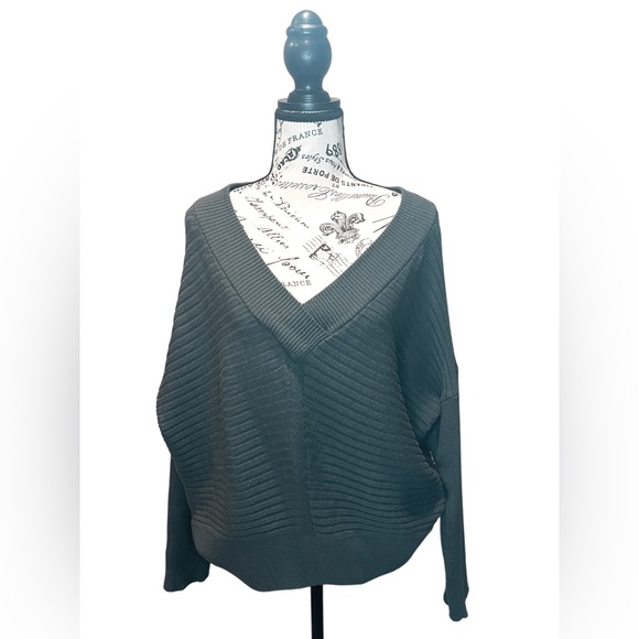 Wishlist Oversized Dropped Shoulder V-Neck | S/M | - Picture 1 of 5